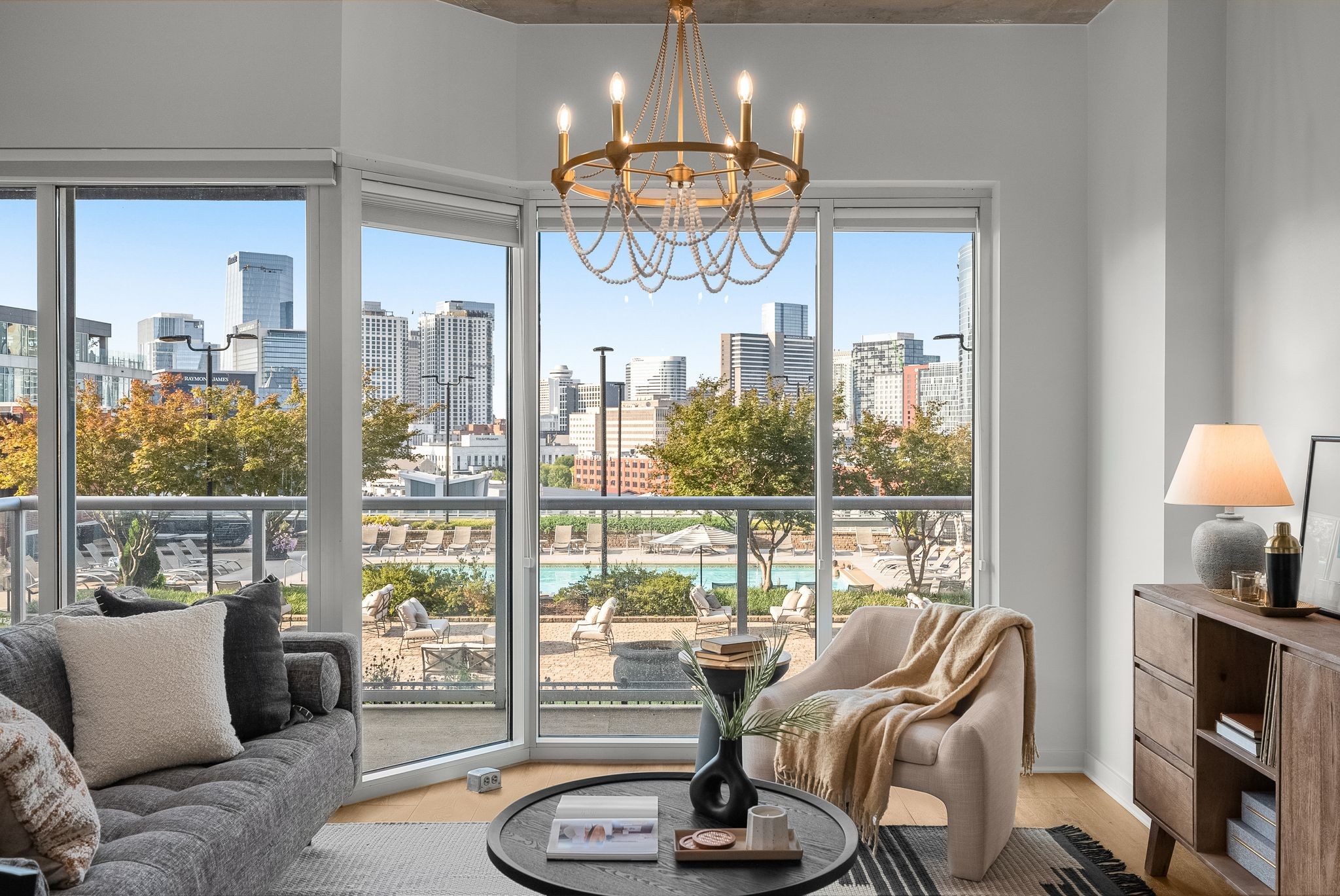 View Nashville, TN 37203 condo