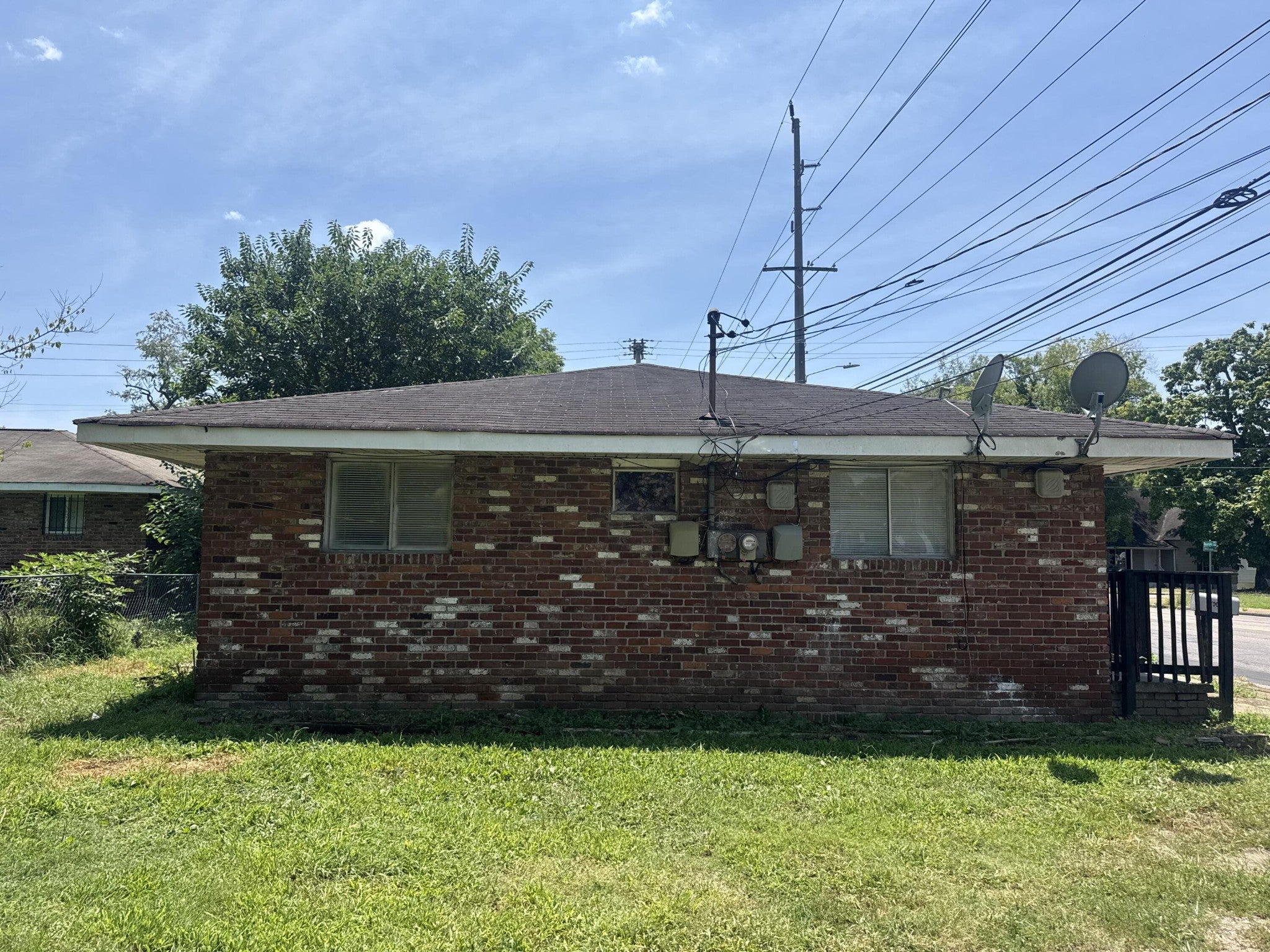 2001 Wilson Street