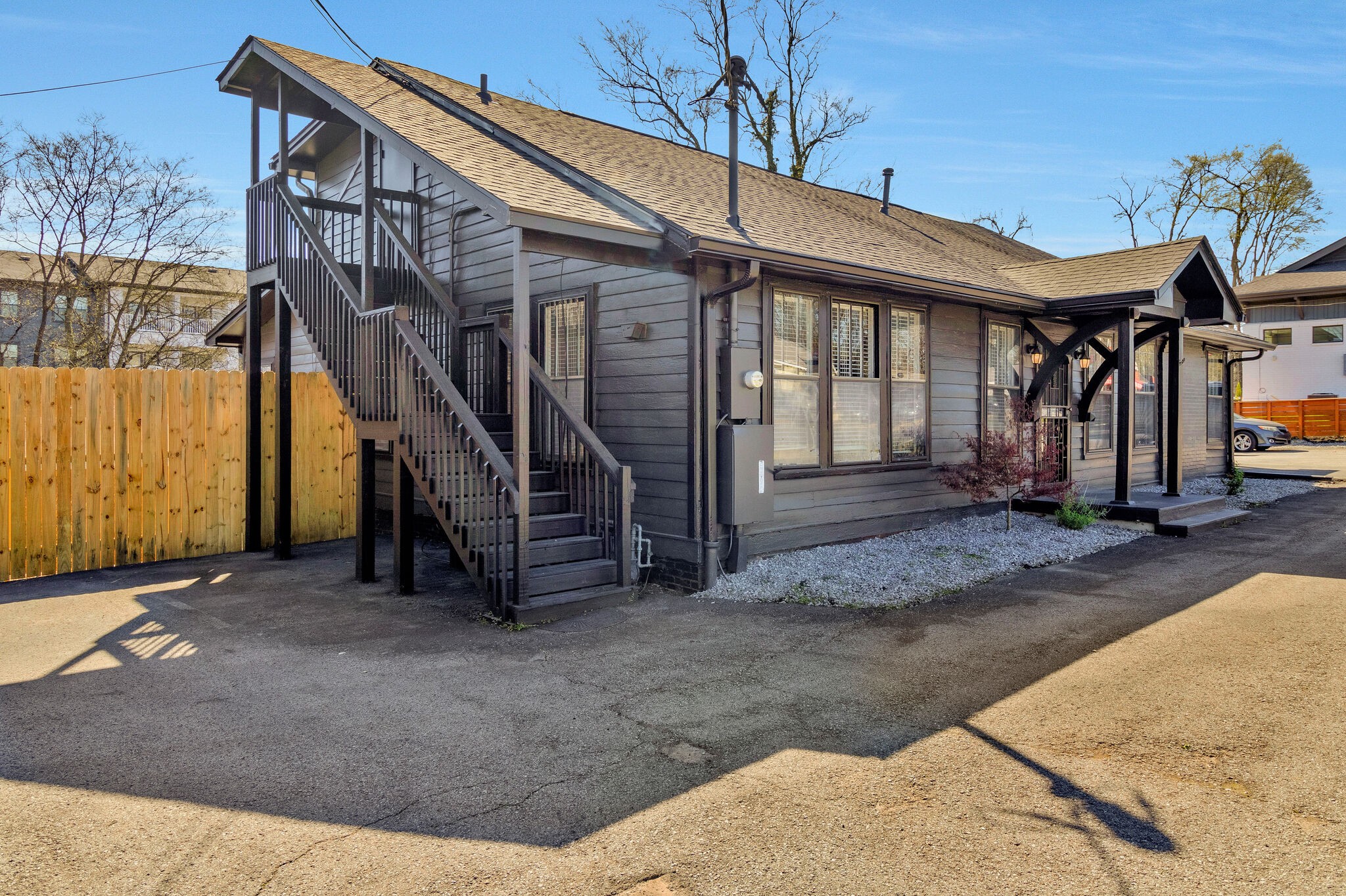 131 Donelson Pike