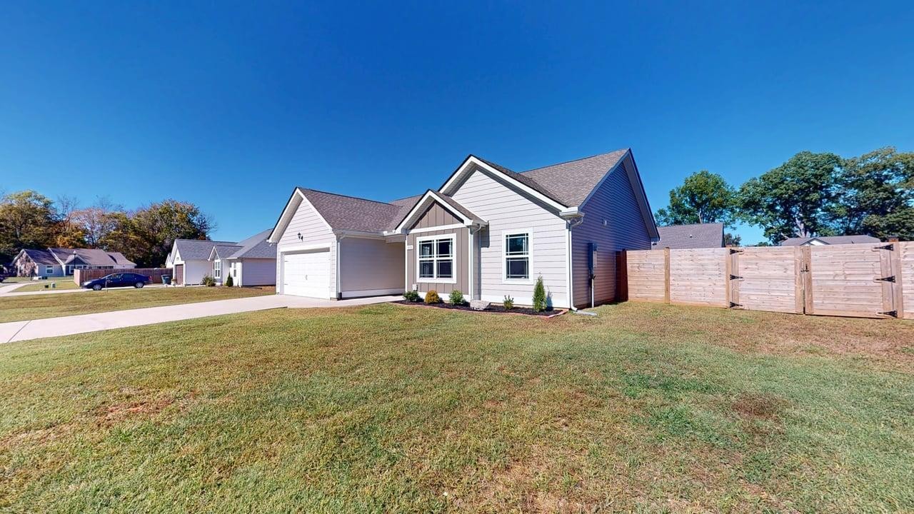 3092 Sofia Ln