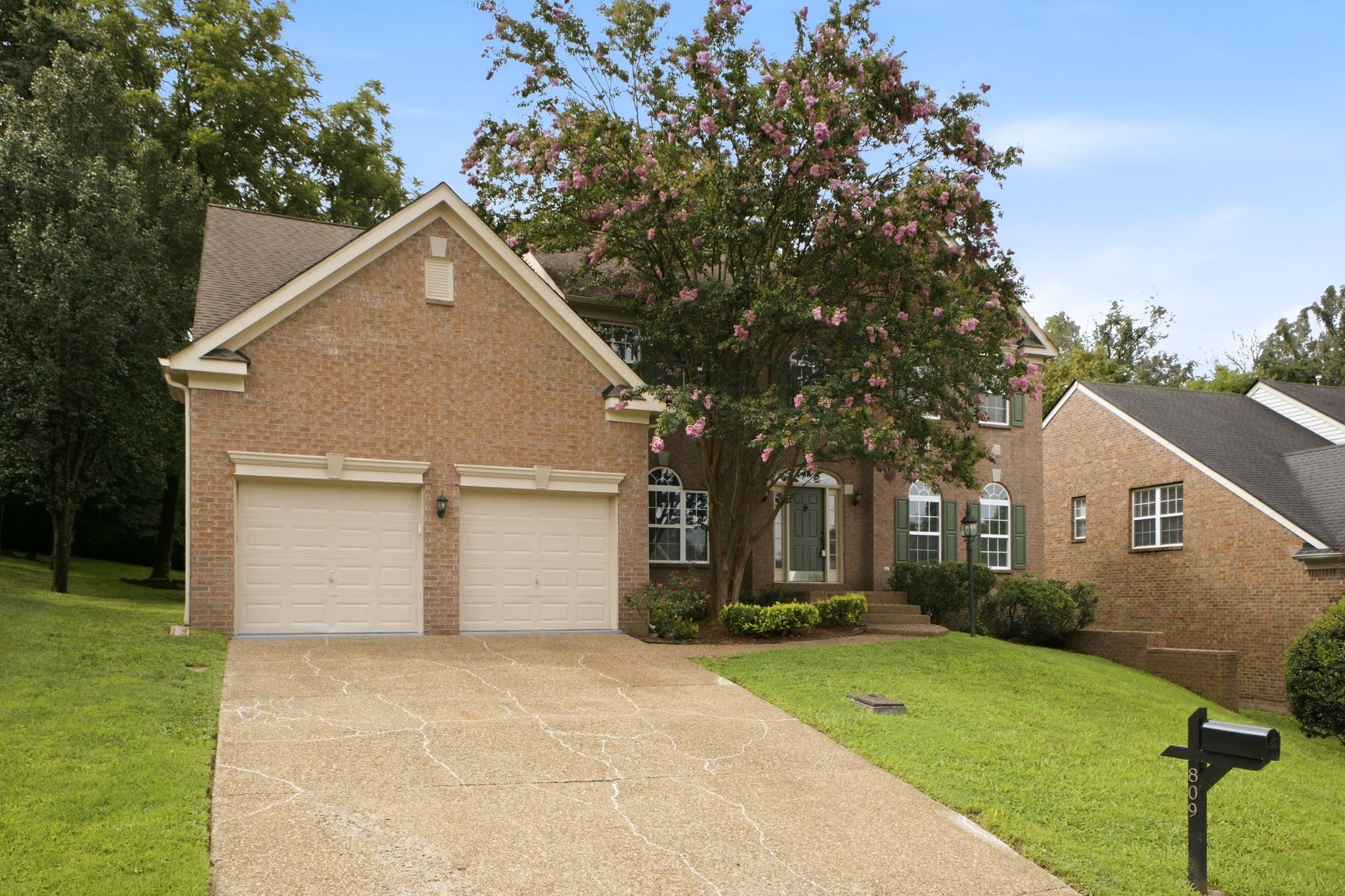 809 Holt Grove Ct