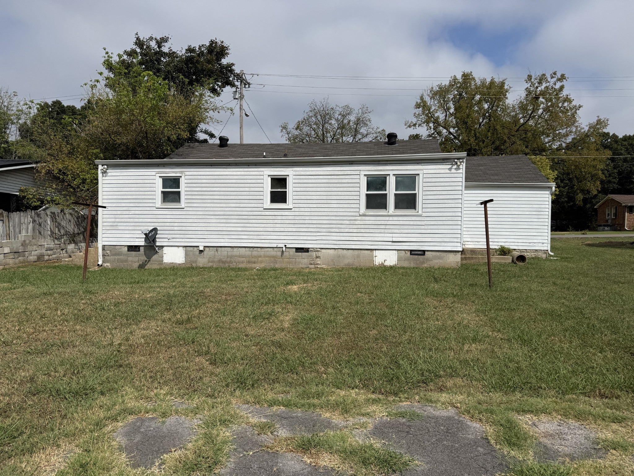 732 Meadowlane Dr - Photo 4
