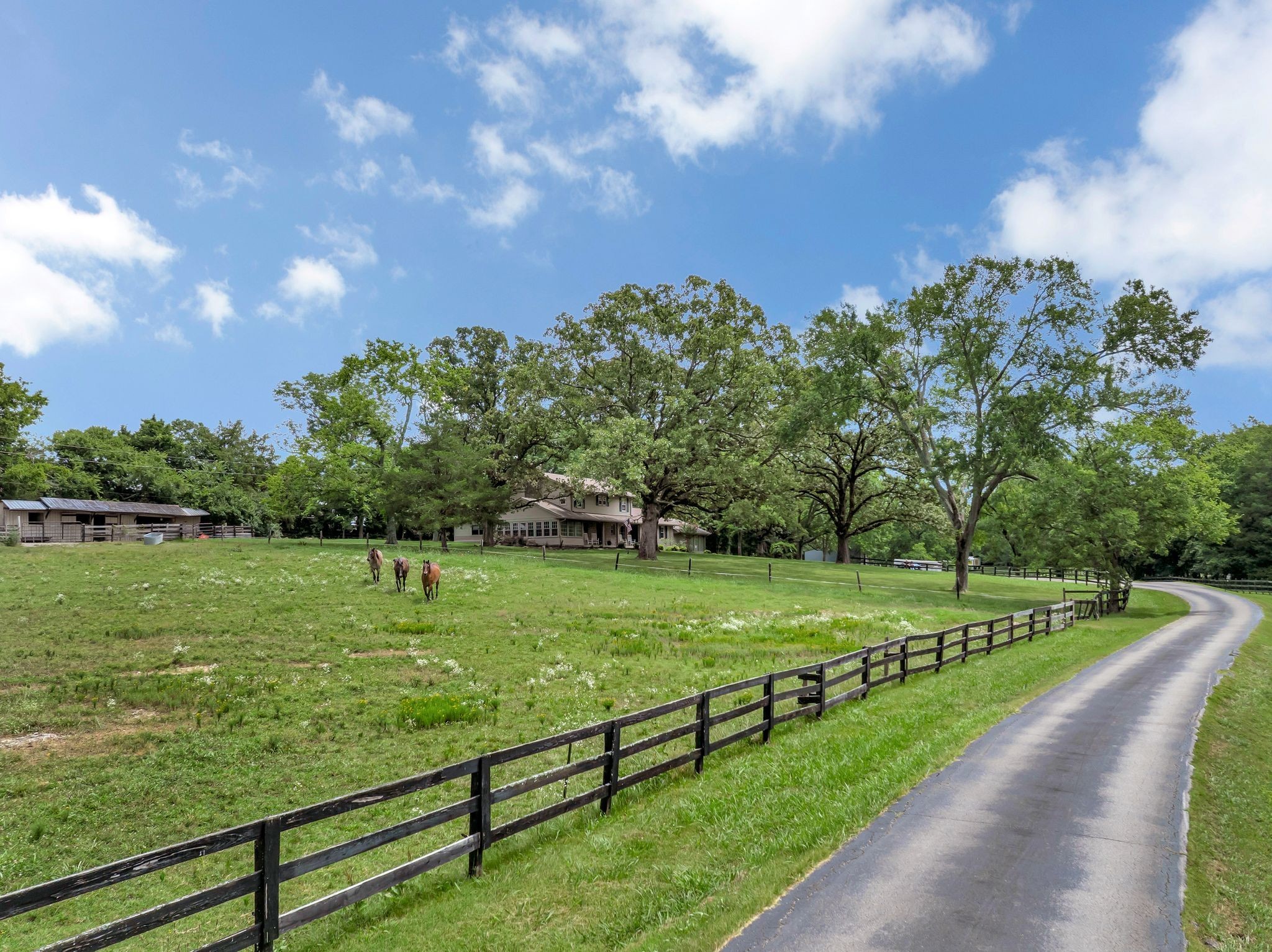 1693 Coles Ferry Pike