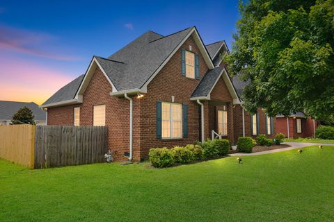 2507 Patricia Cir Murfreesboro TN 37128