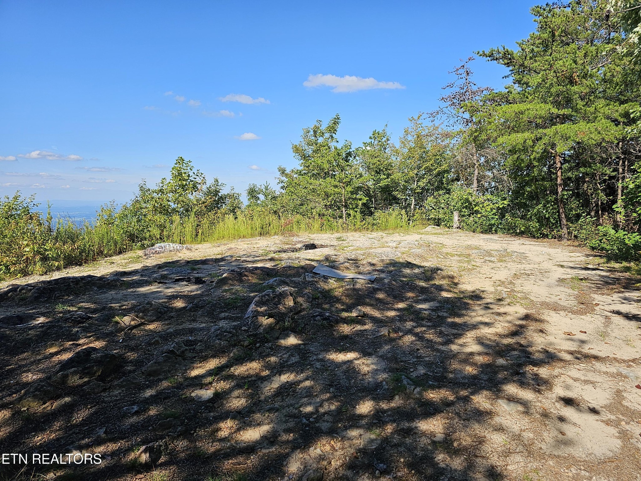 2820 Dupont Springs Rd