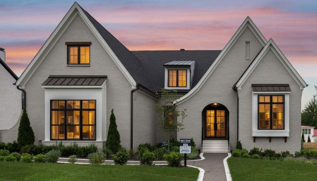 5-bed listing at 1815 Dartmouth Drive, Brentwood