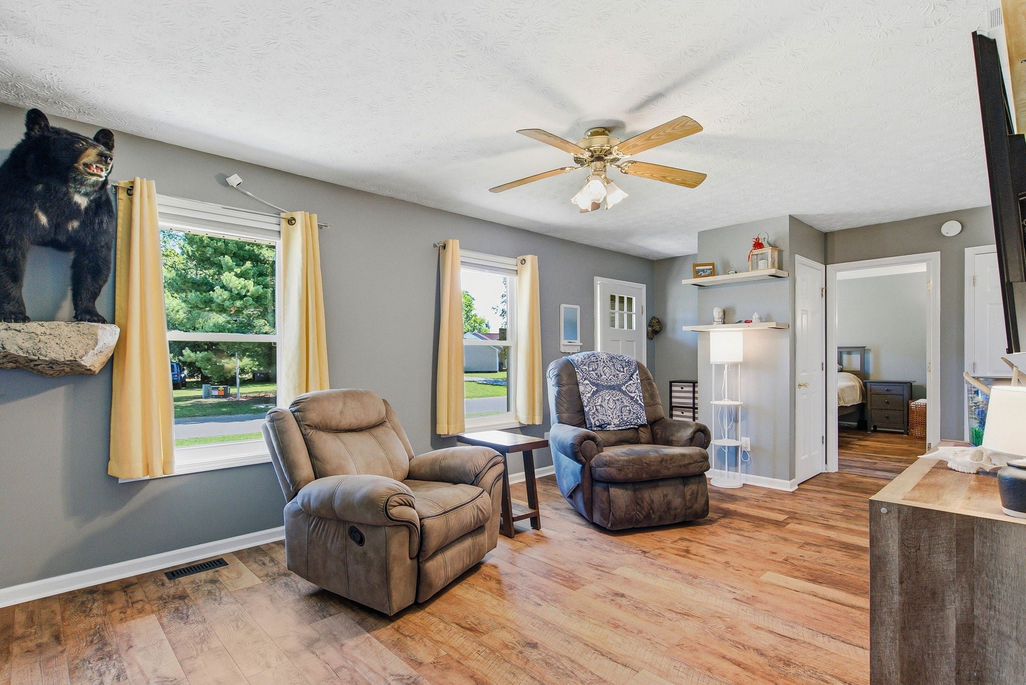 109 Bonnie Dr