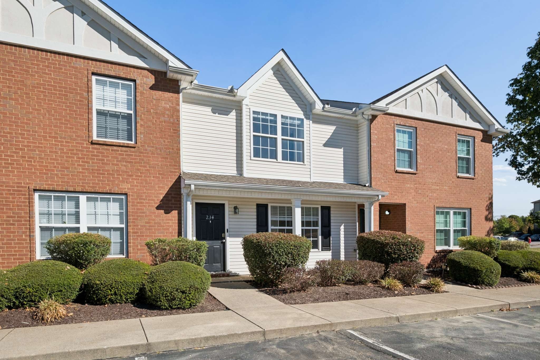 234 Arapaho Dr