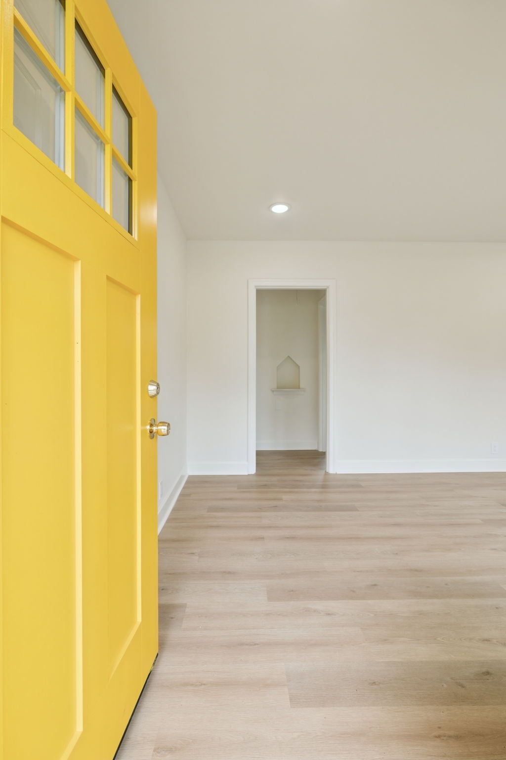 2343 Fernwood Dr