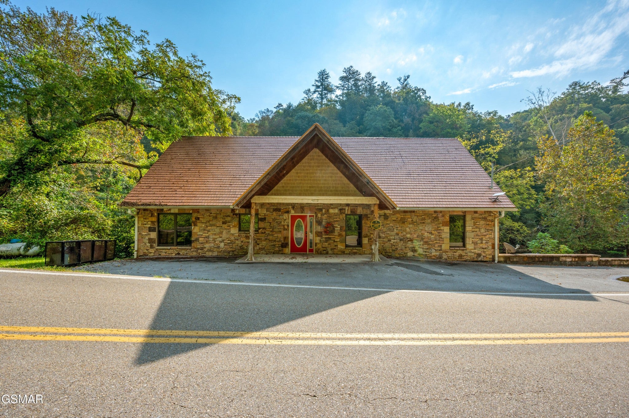4273 Pittman Center Road