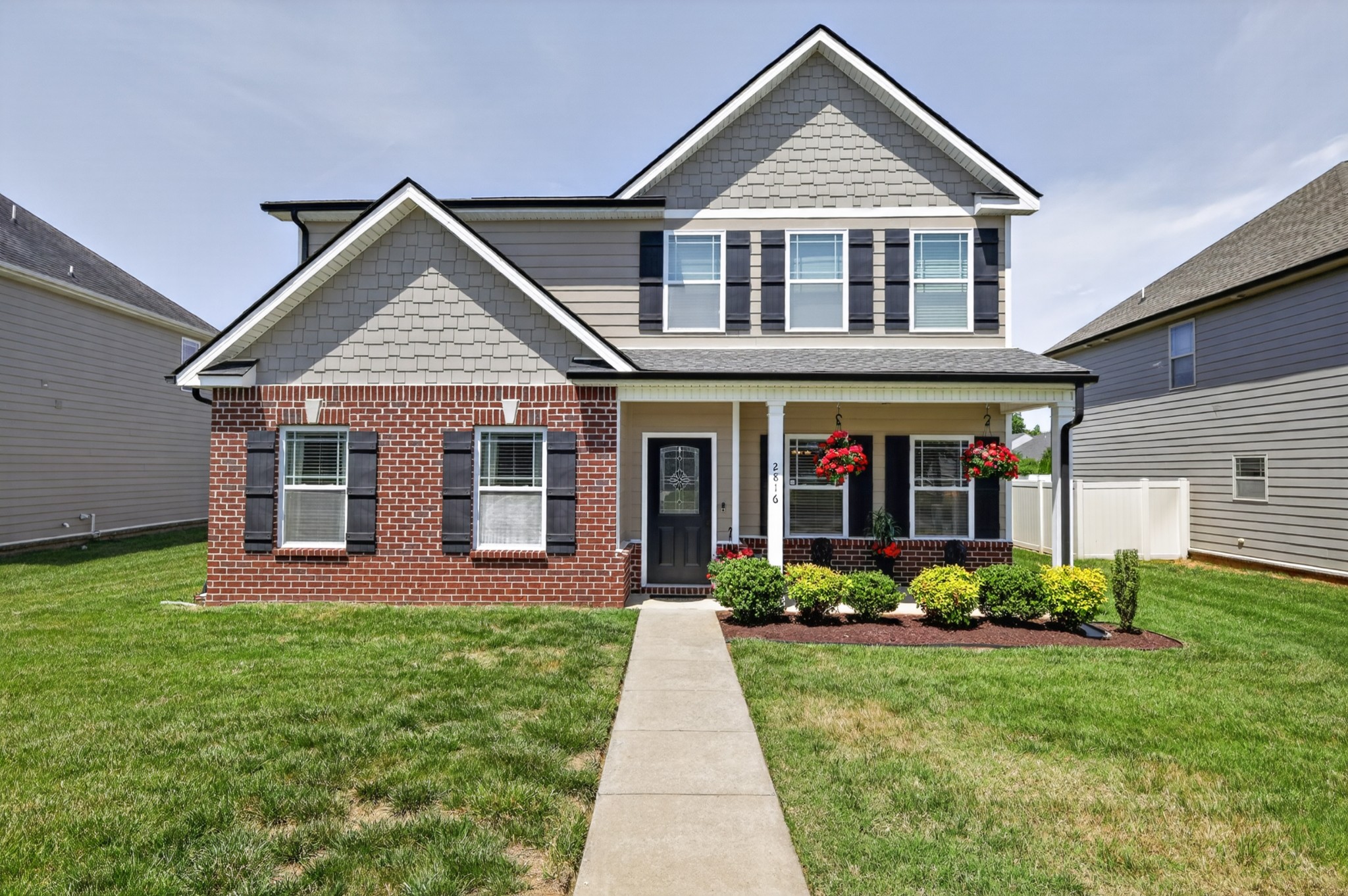 2816 Cason Ln