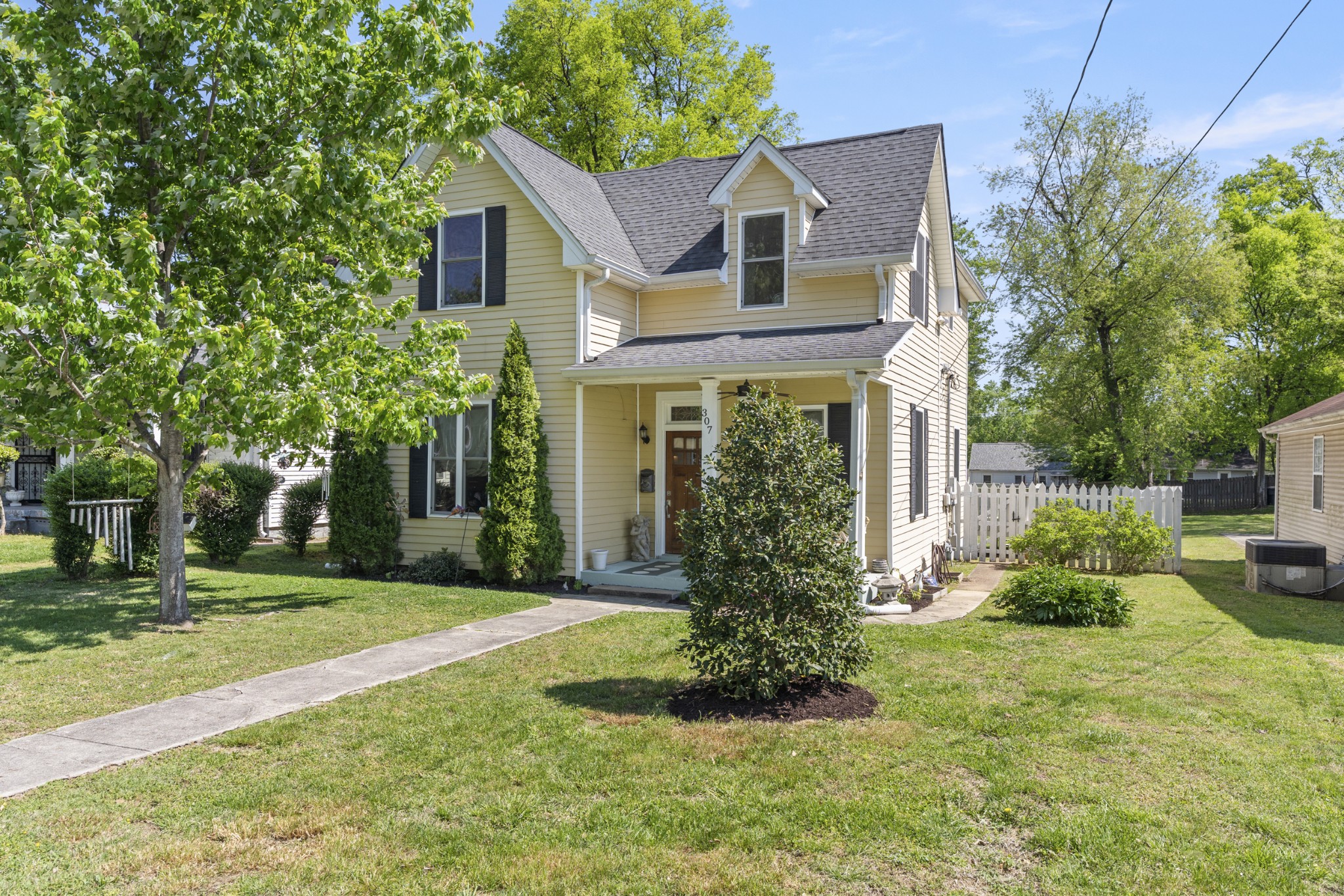 307 Neill Ave