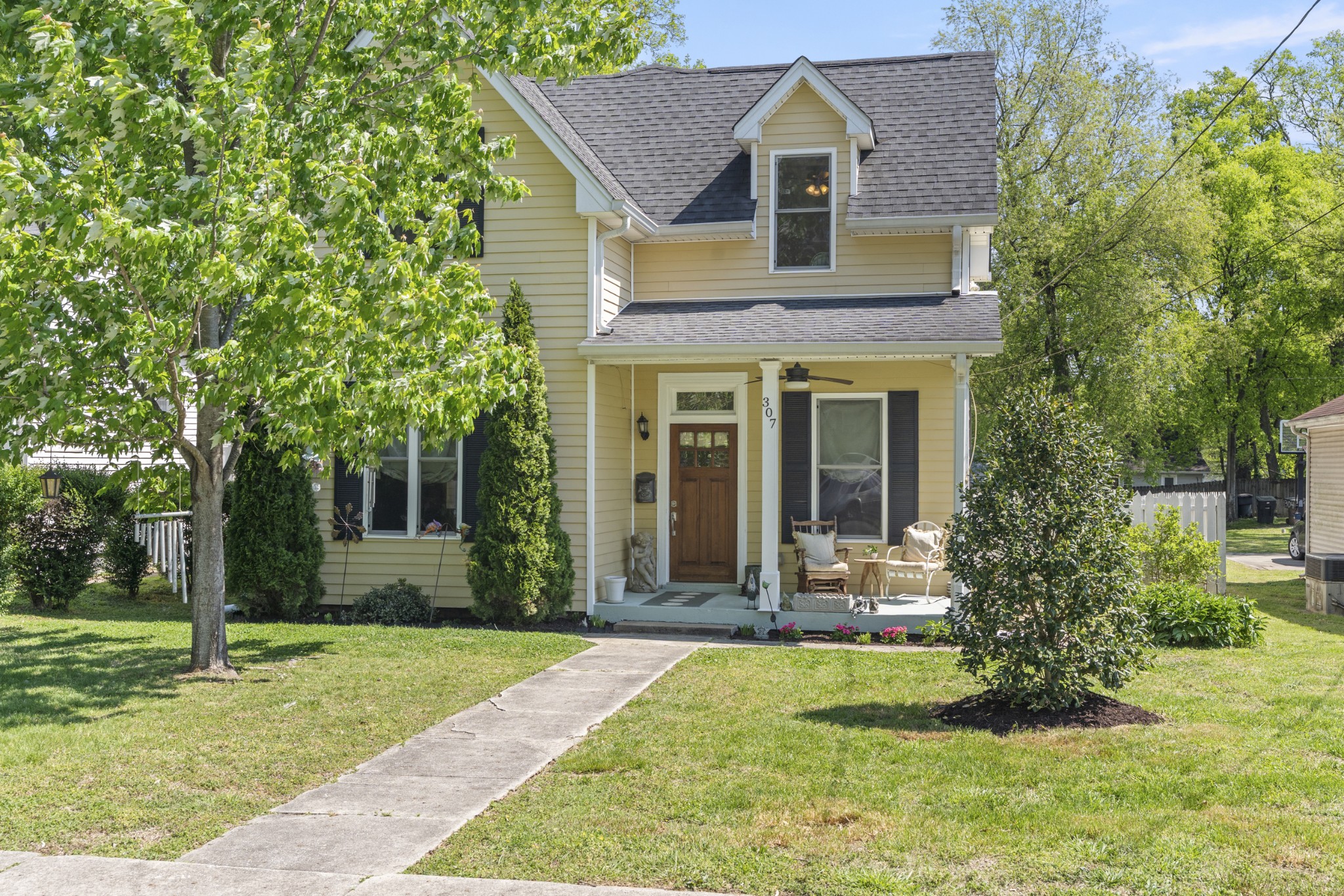 307 Neill Ave