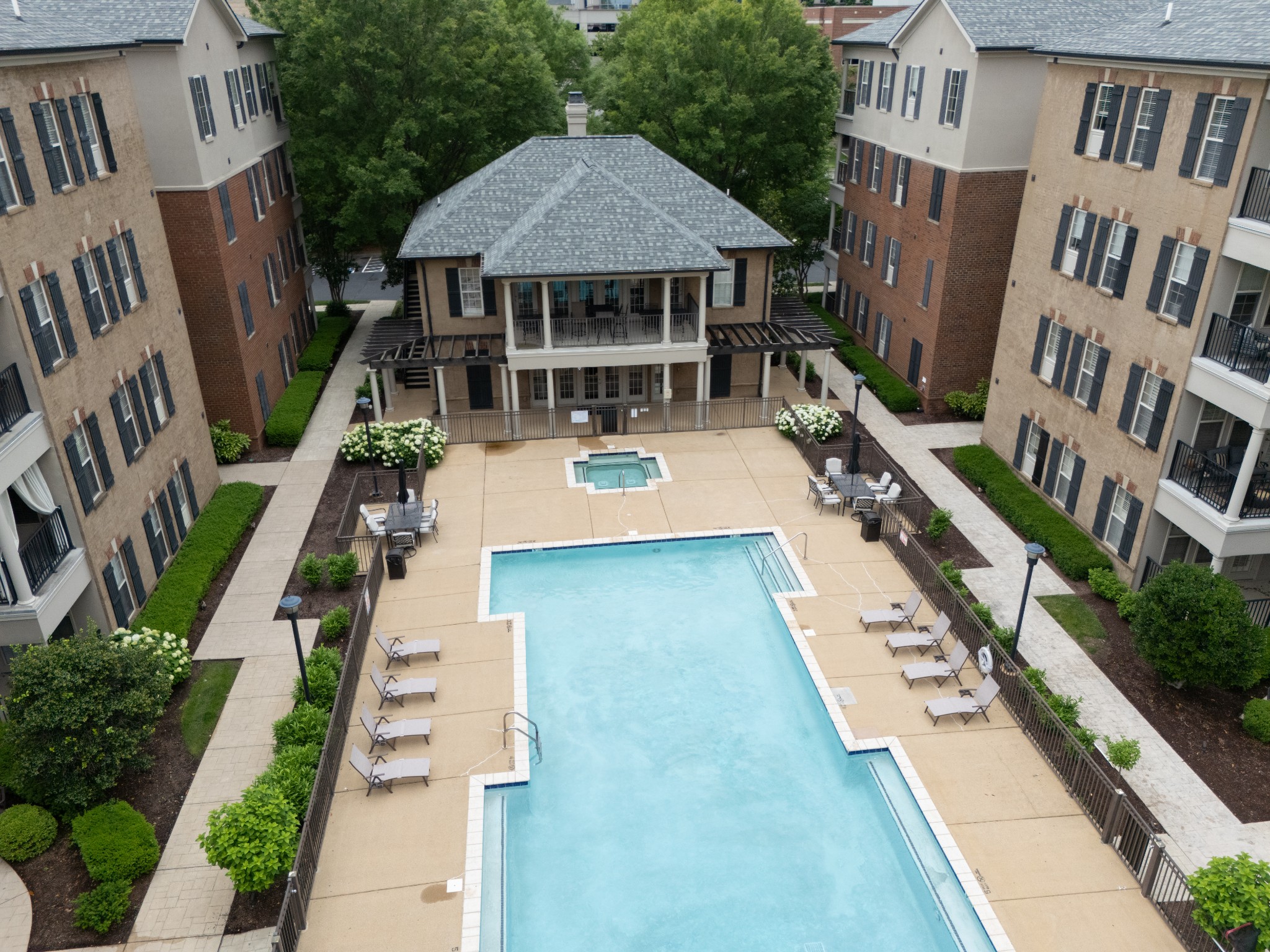 Middle Tennessee Properties 3 307 Seven Springs Way 304