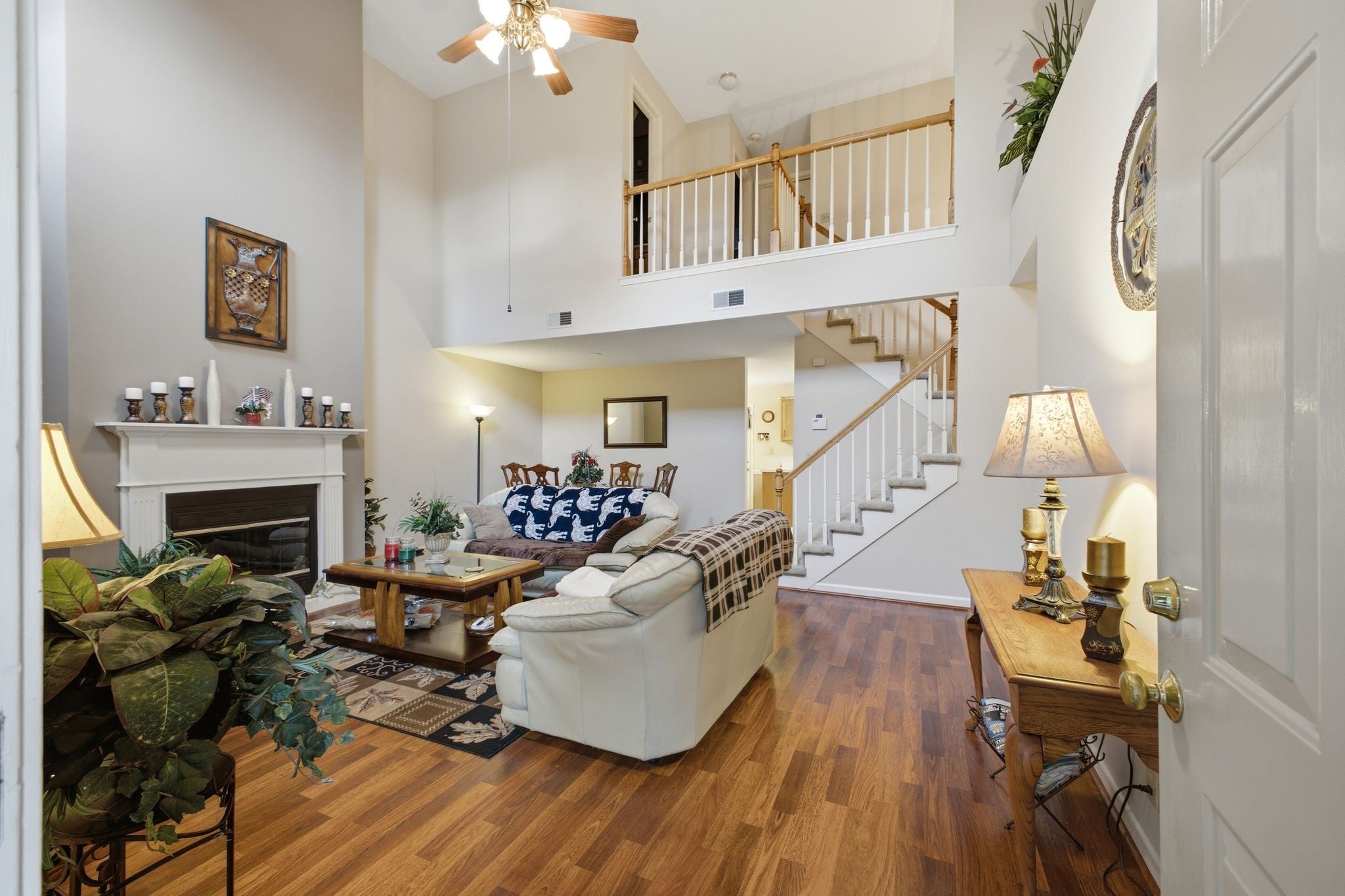 525 Upsall Dr