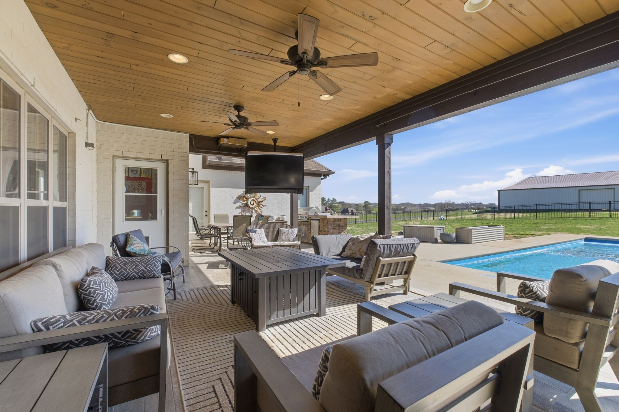 2474 Double Log Cabin Rd