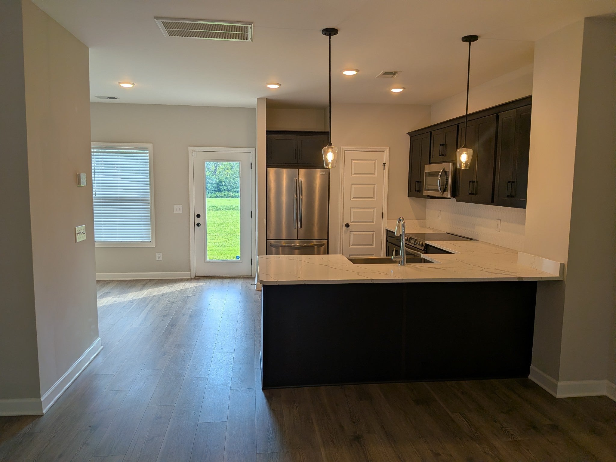 534 Tappan Pvt Ln