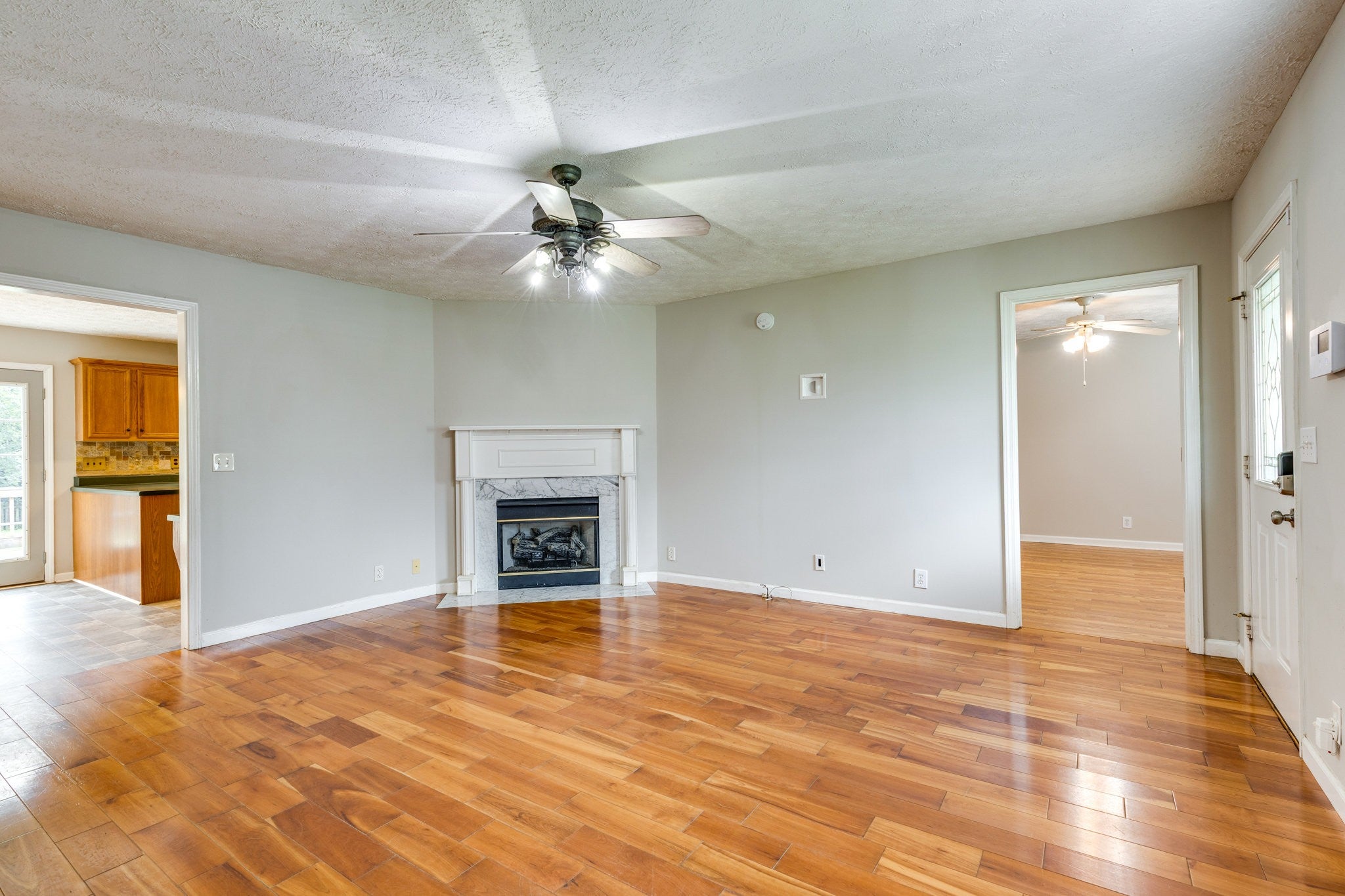 512 Myers Parsons Way