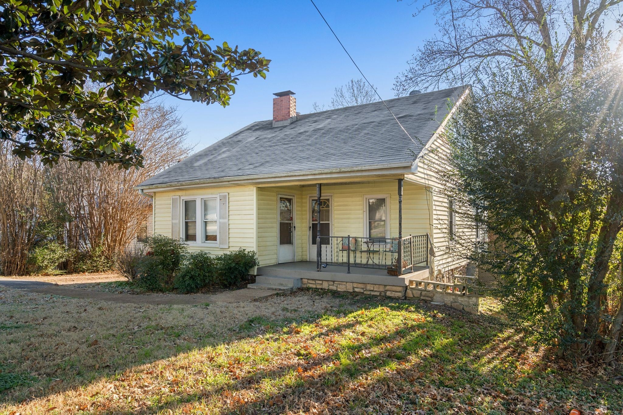 1712 County Hospital Rd, Nashville TN 37218 2-bed home, photo 2 of 30