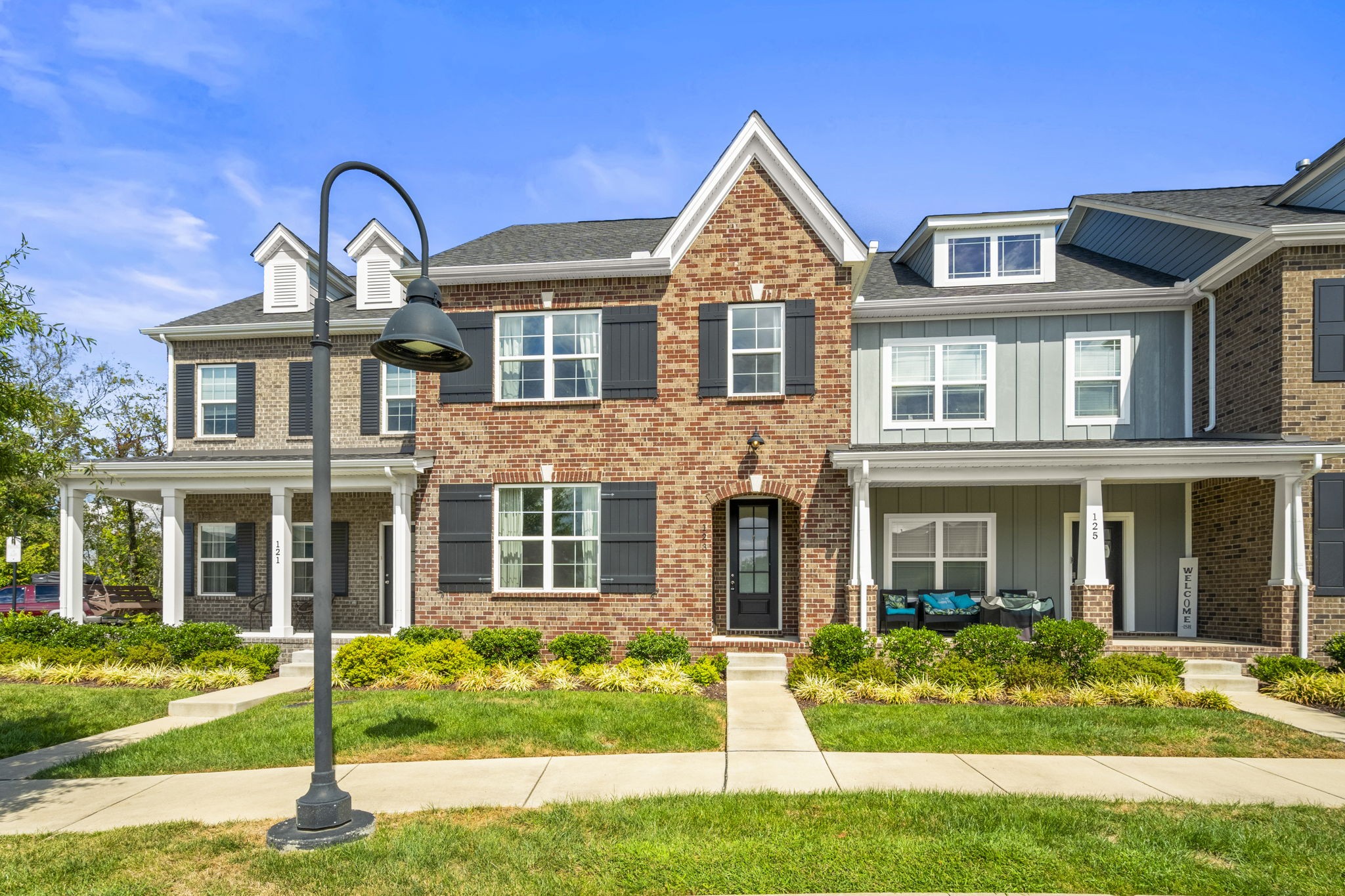123 Saddlewood Ln