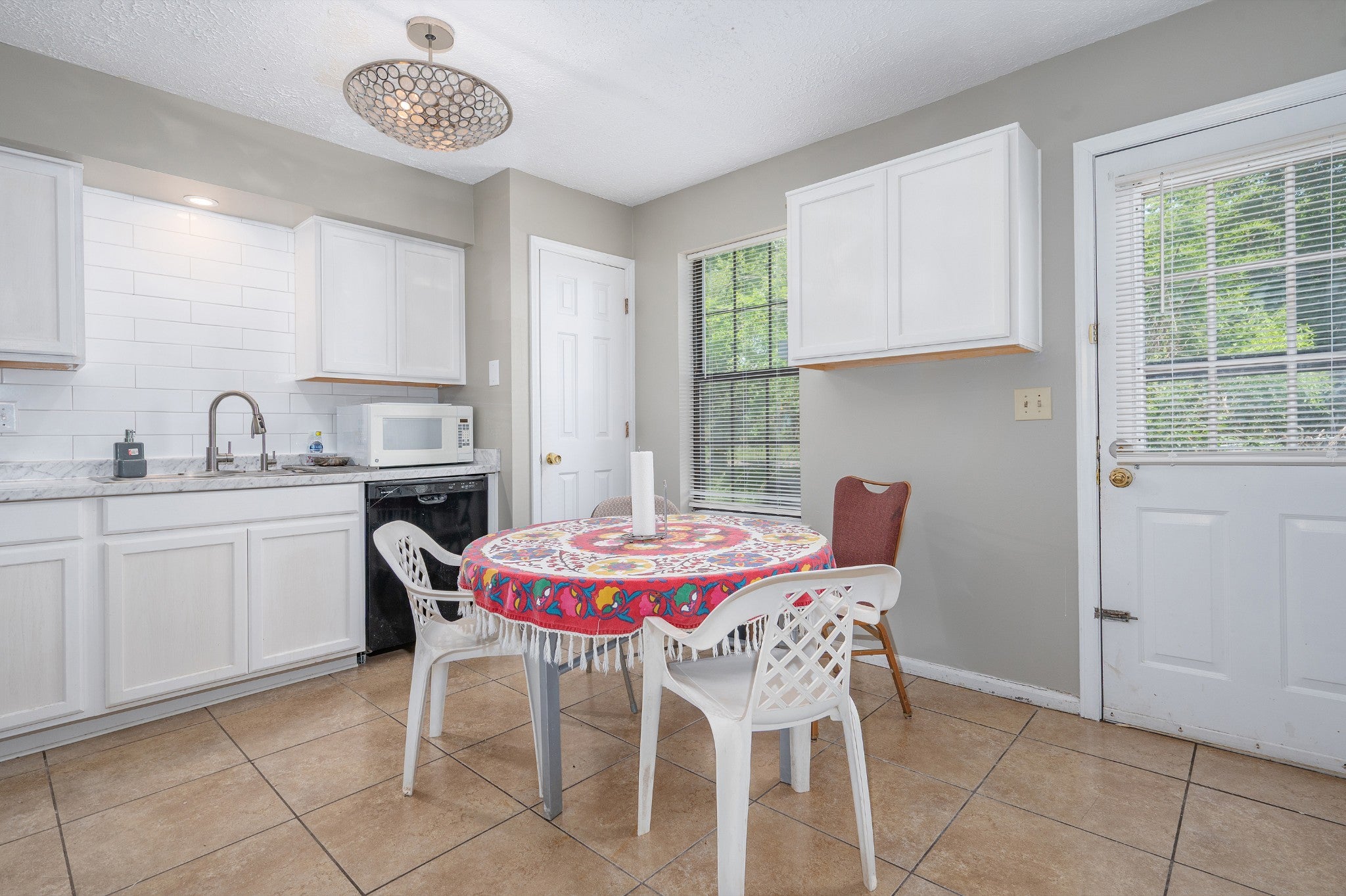 101 Coventry Woods Dr