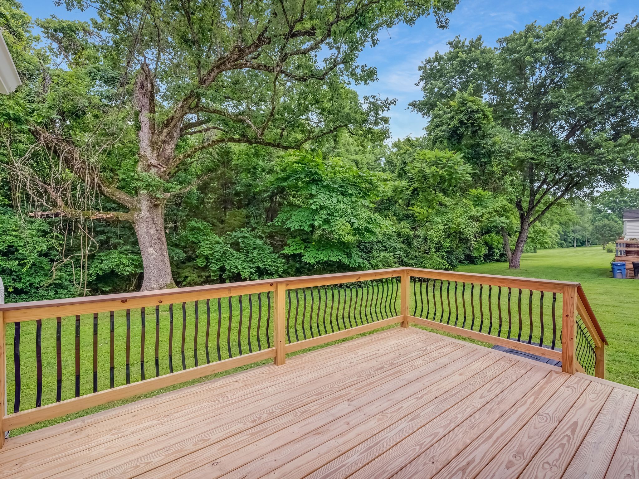 1301 Carriage Park Dr