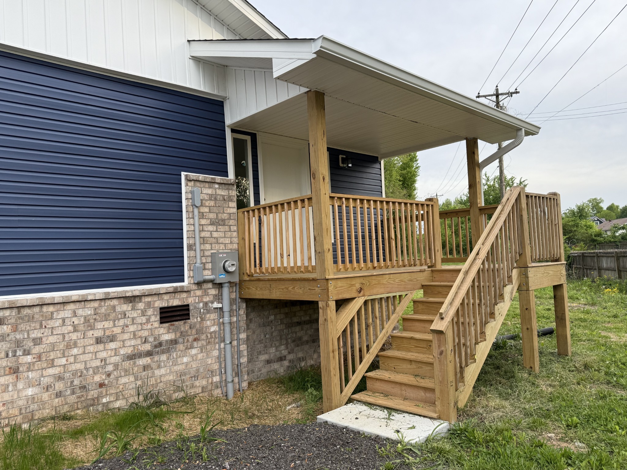 466 Lafayette Rd