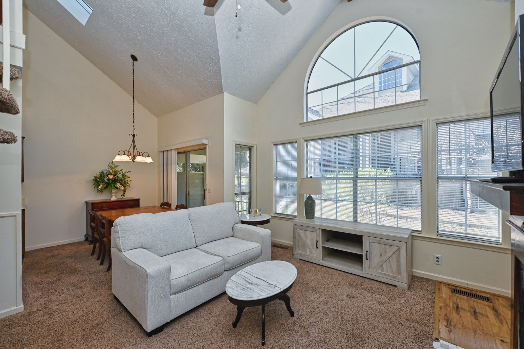 129 Cherry Hill Dr 18D