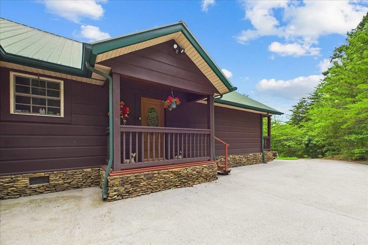 810 Belltown Road