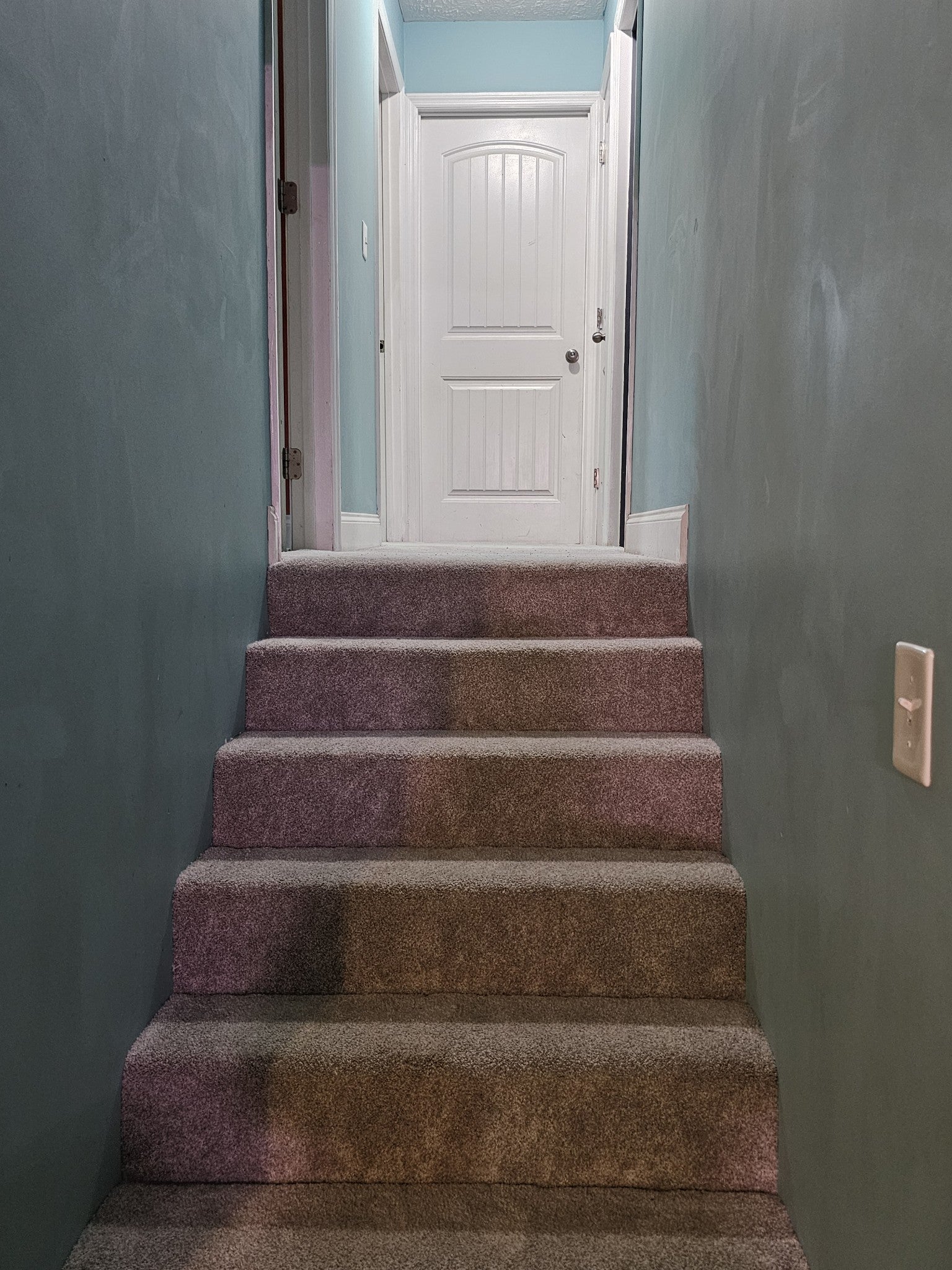 1215 Parkview Ter