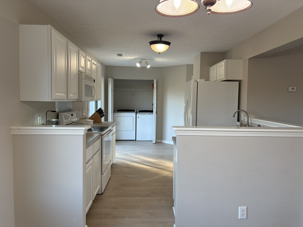 2317 Crescent Valley Pl