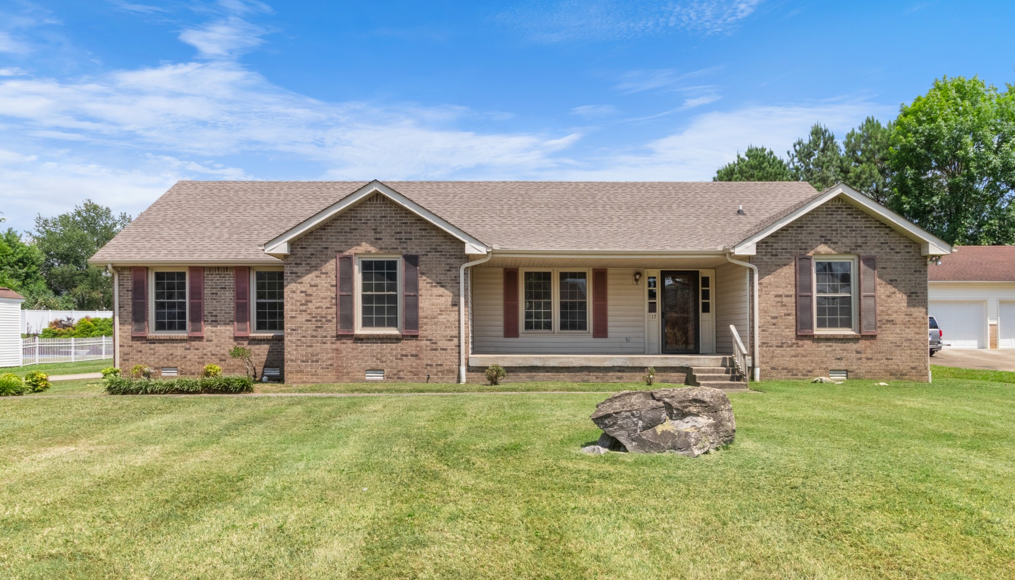 View Clarksville, TN 37043 house