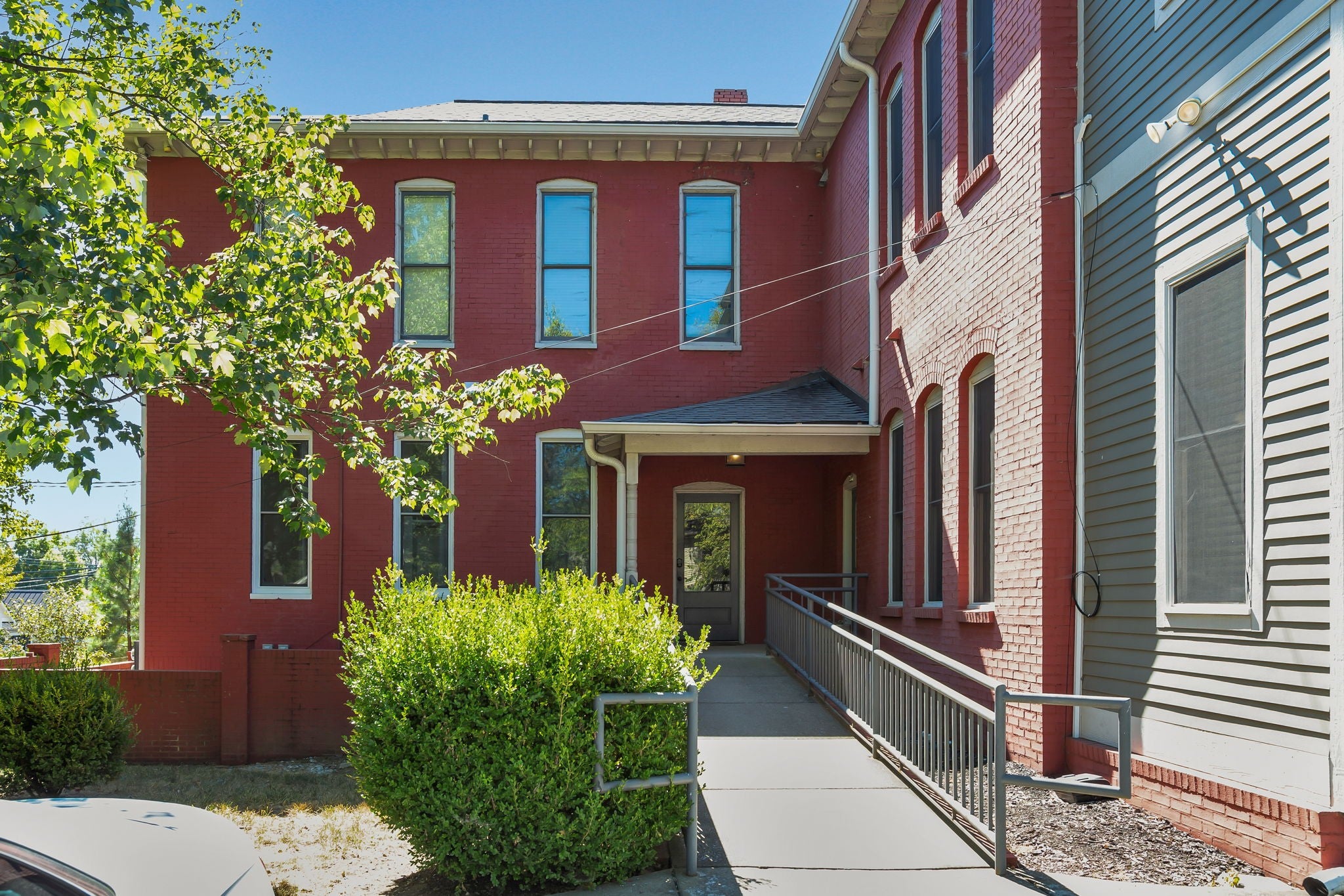 1309 Forest Ave 4
