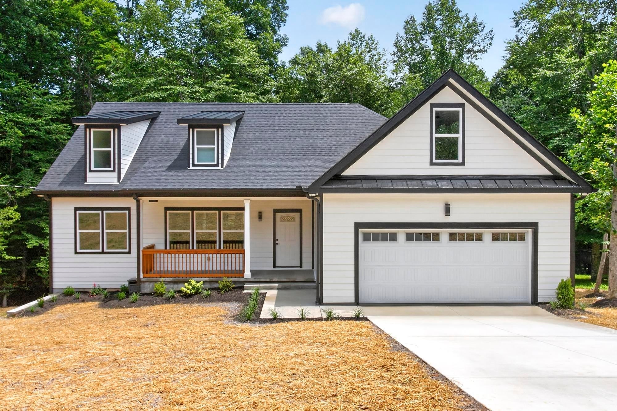 1007 Ballew Cir