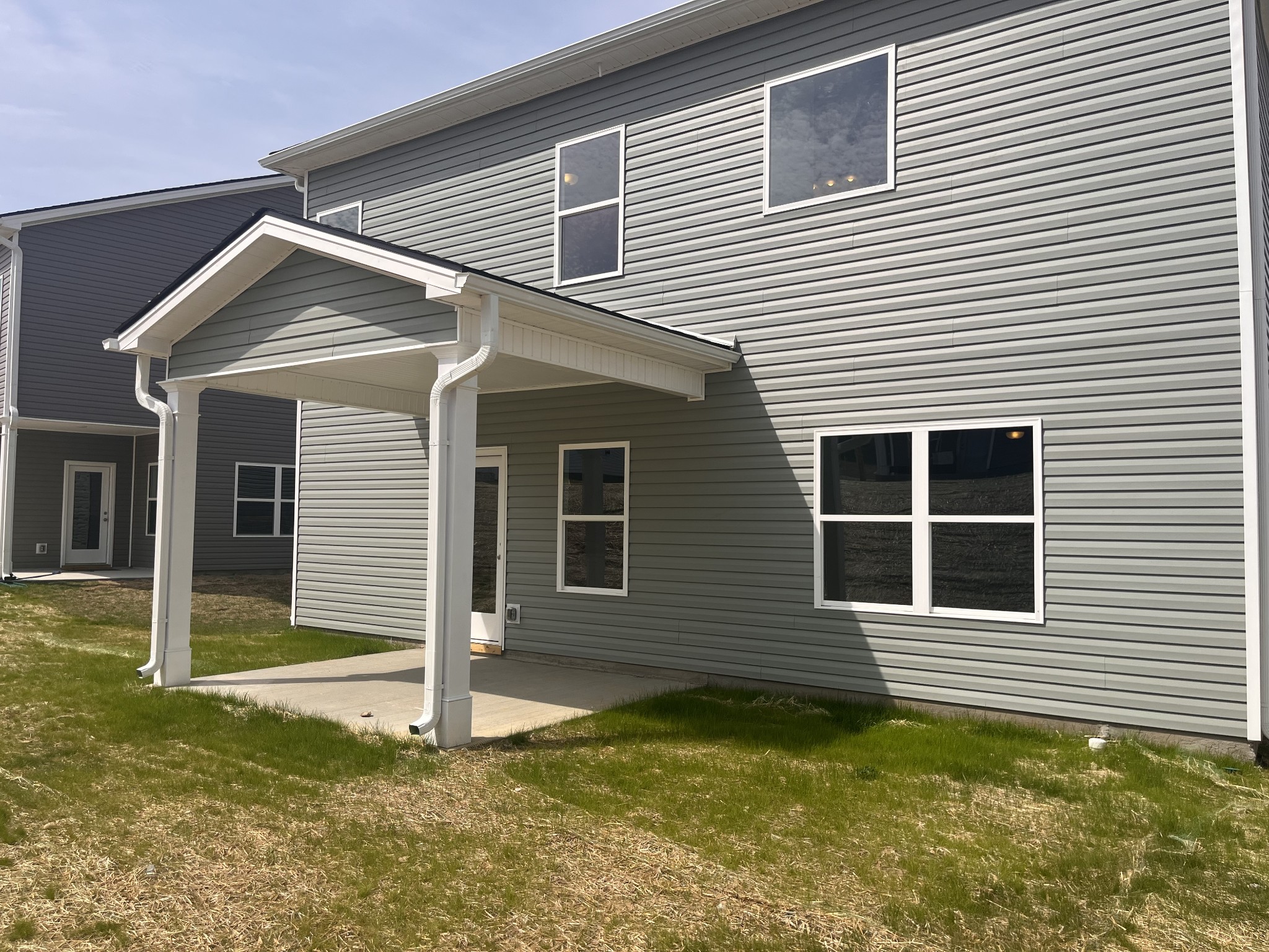 106 Laurel park