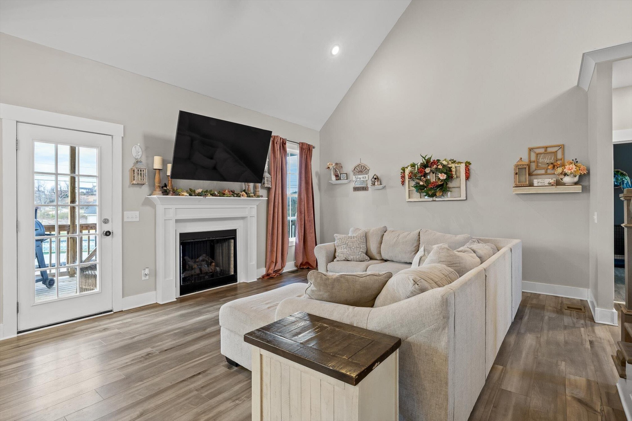 8112 Holly Crest Drive