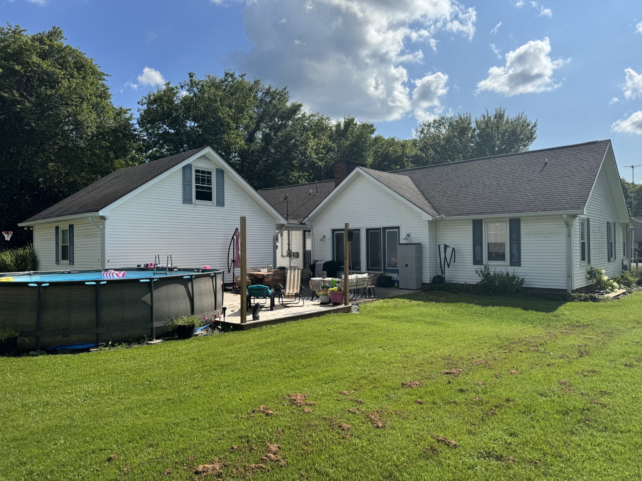 23 Elmwood Blvd