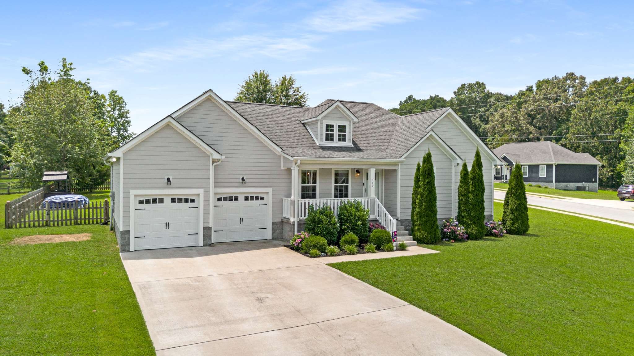 310 Diane Loop
