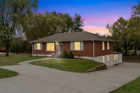 2440 Cabin Hill Rd, Nashville, TN 37214 - MLS#: 2795686