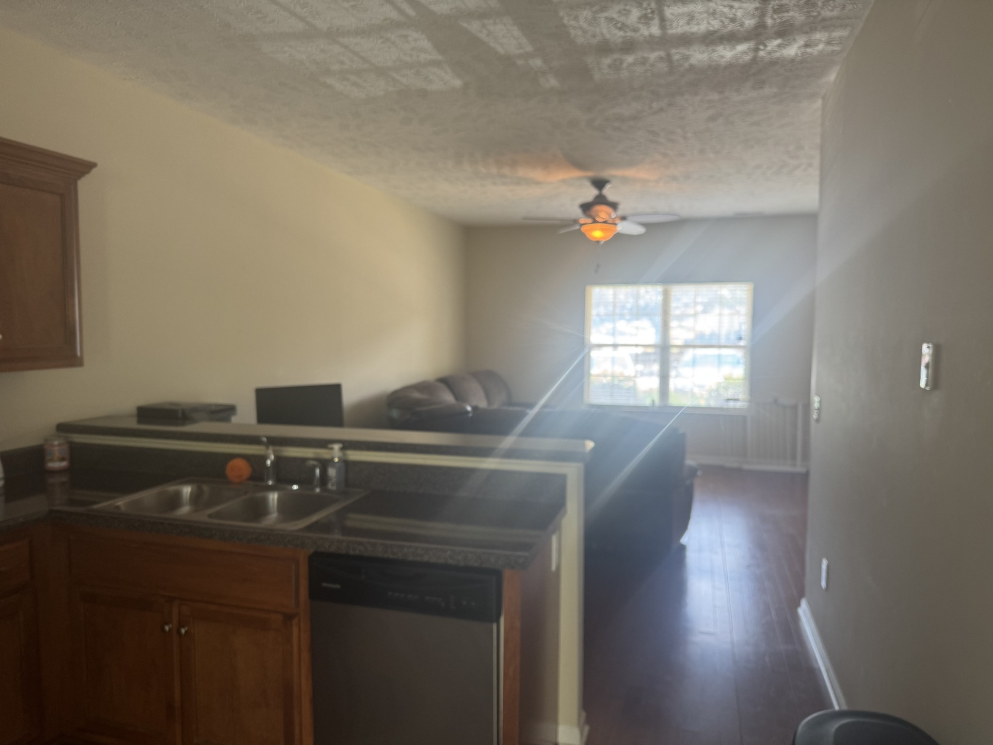 2453 New Holland Cir