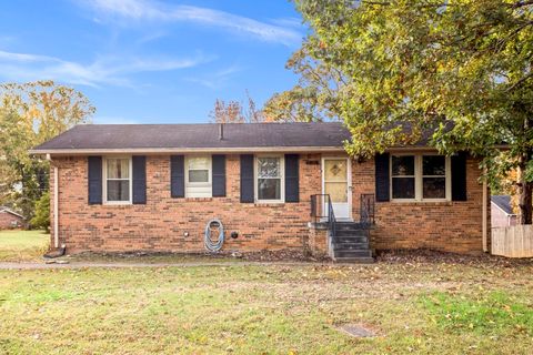 Photo of 2503 Hickory Dr, Springfield, TN 37172 (MLS # 3038705)