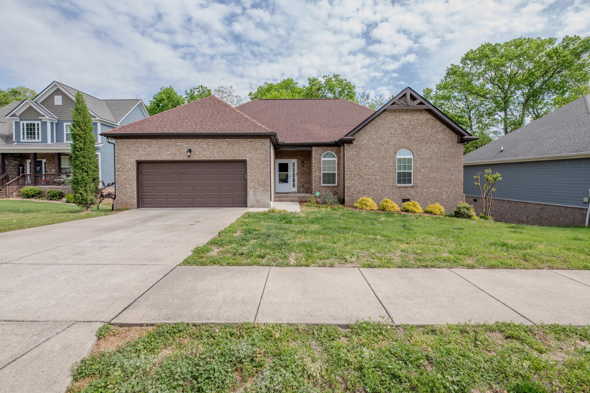 813 Tanager Pl