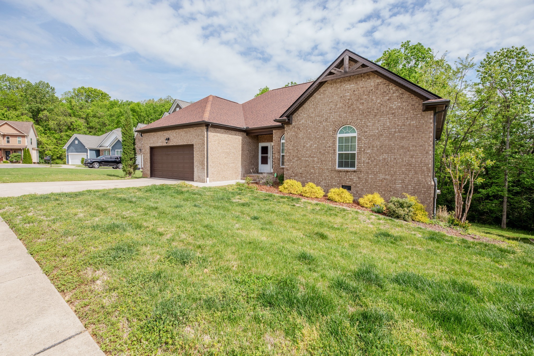 813 Tanager Pl