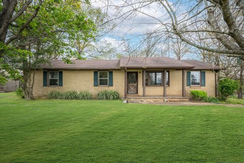 1529 W Grab Creek Road Dickson TN 37055