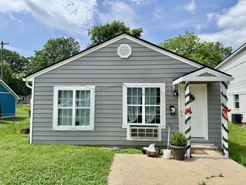 1812 13th St E Chattanooga TN 37404