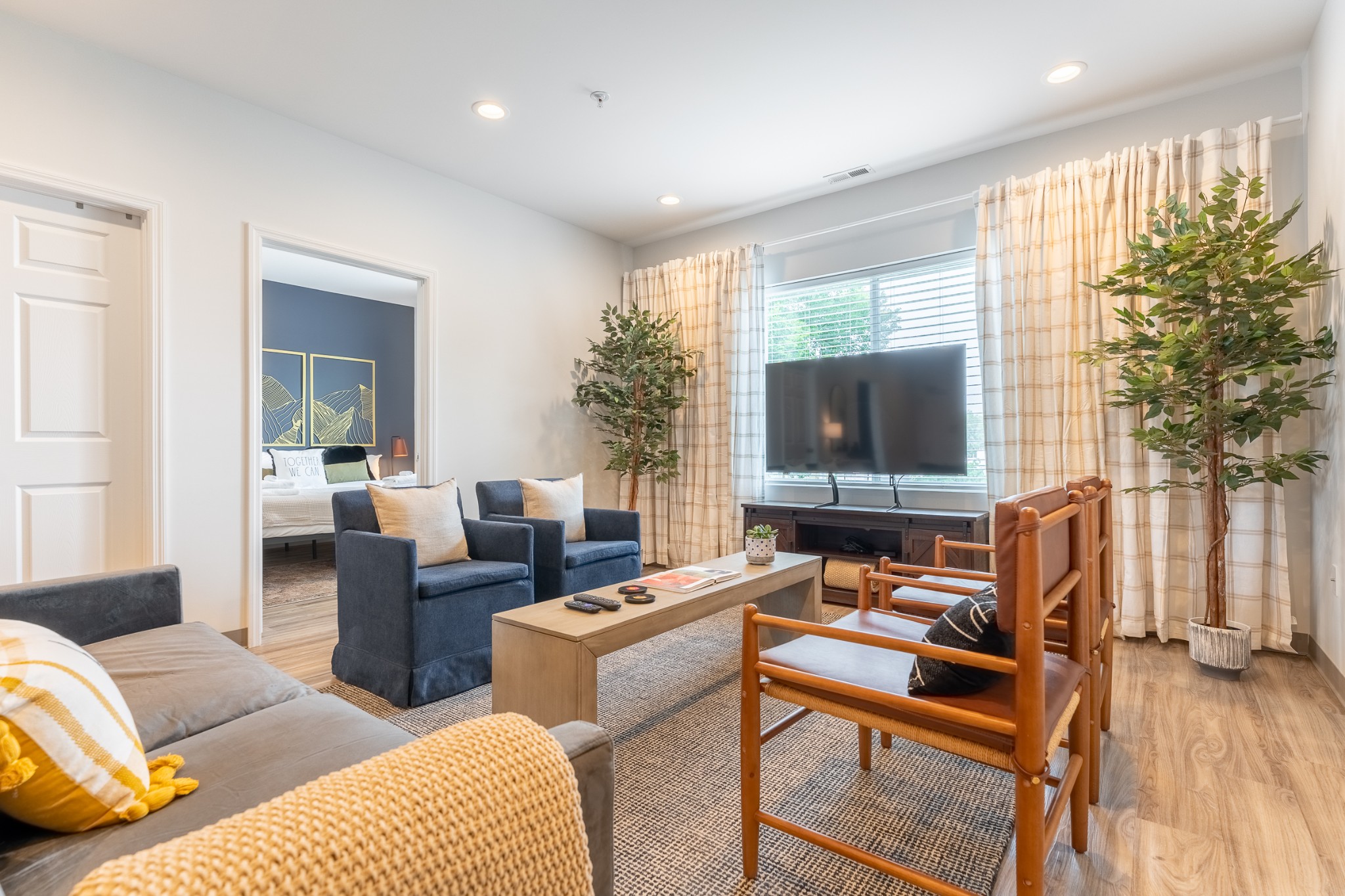 941 Main St 205