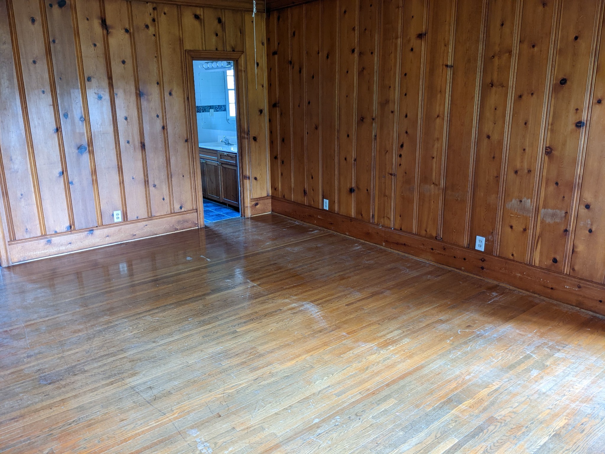 1289 Hunters Point Pike