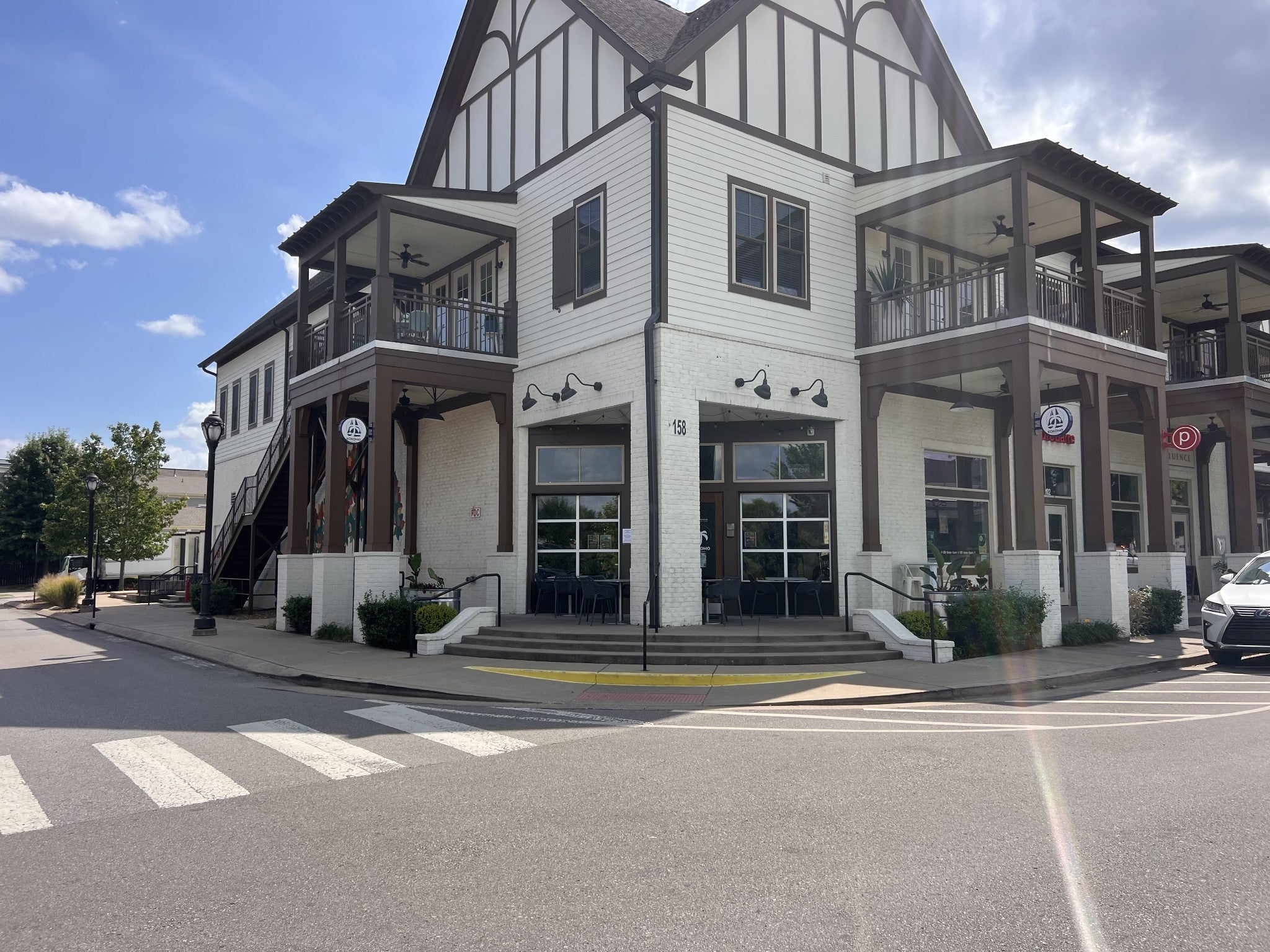 158 Front St