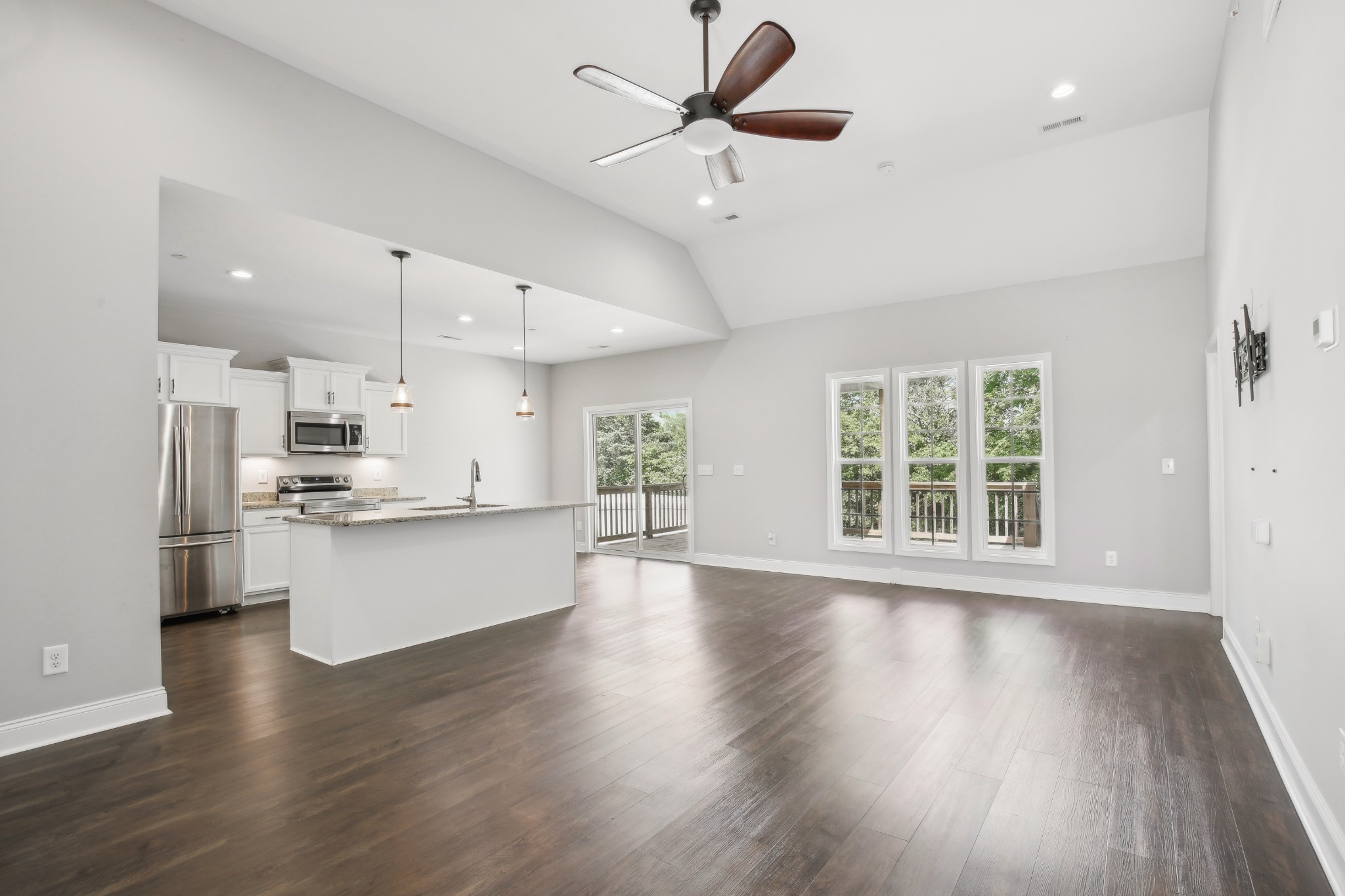 251 Jesse Dr