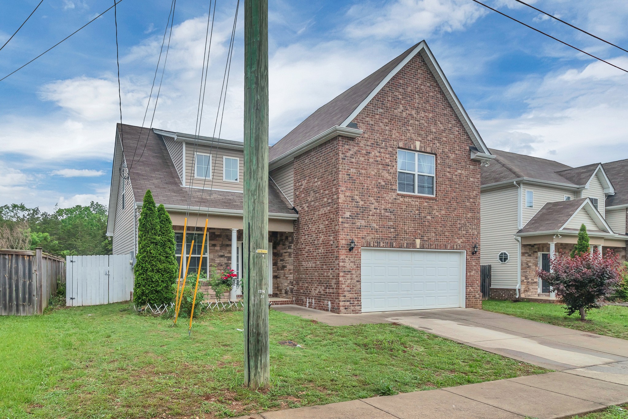 820 Pin Oak Dr